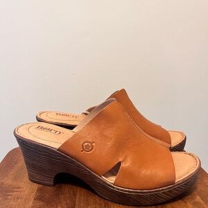 Born Women's Tan Leather Wedge Sandals